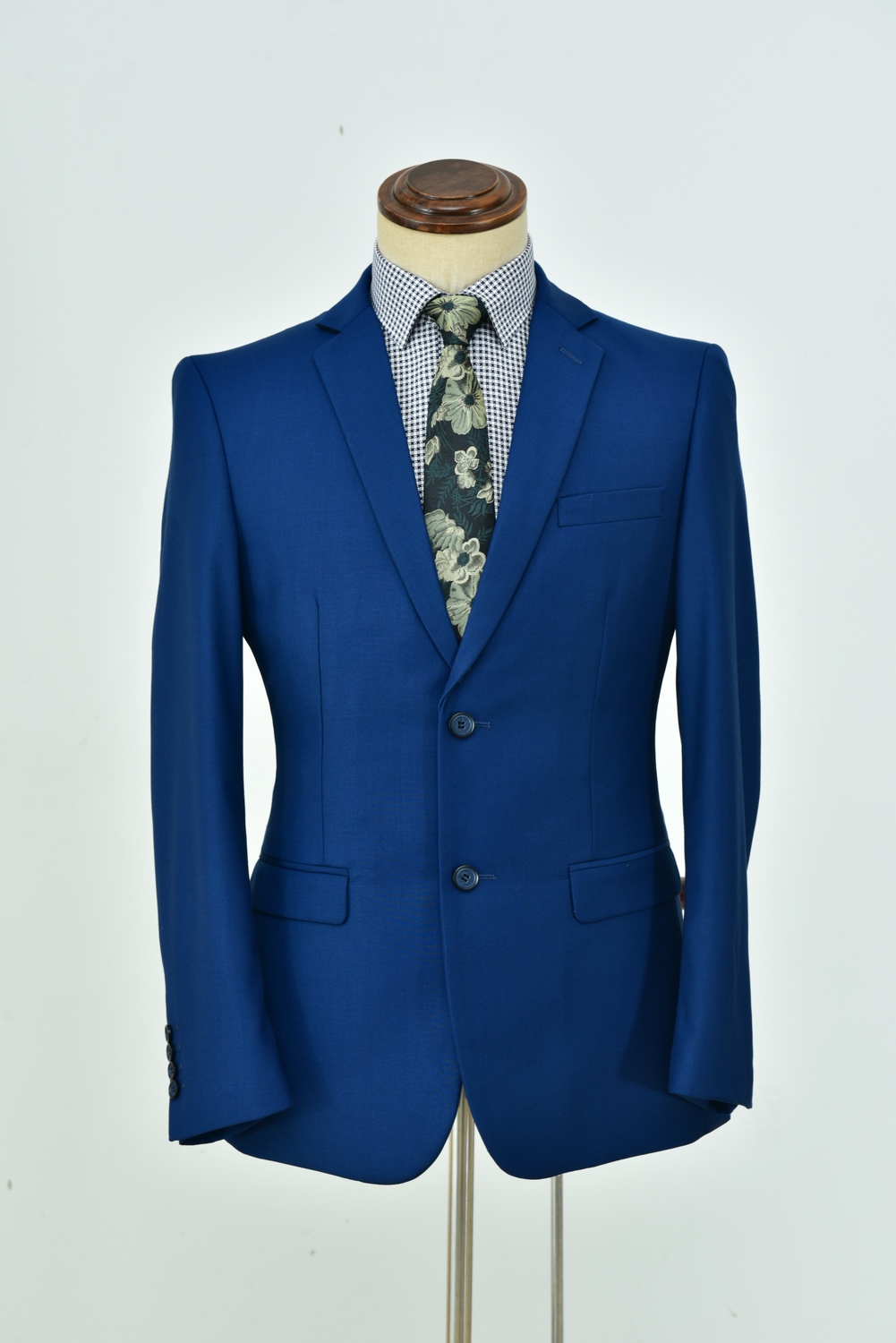 MENSWEAR SUIT